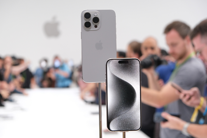 iPhone 15 được trưng bày tại sự kiện ra mắt của Apple tháng 9 năm ngoái. Ảnh: Tuấn Hưng