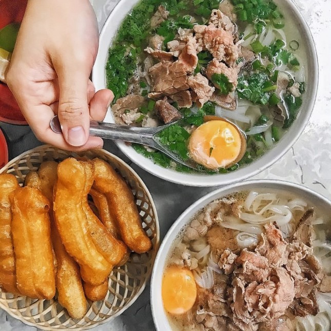 Hà Nội soán ngôi ẩm thực, Việt Nam có 2 điểm du lịch thịnh hành nhất thế giới - Ảnh 1.