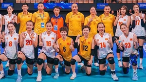 Tranh cãi bùng nổ xung quanh 2 ngôi sao bóng chuyền nữ Việt Nam tham dự giải thế giới tháng 12/2023